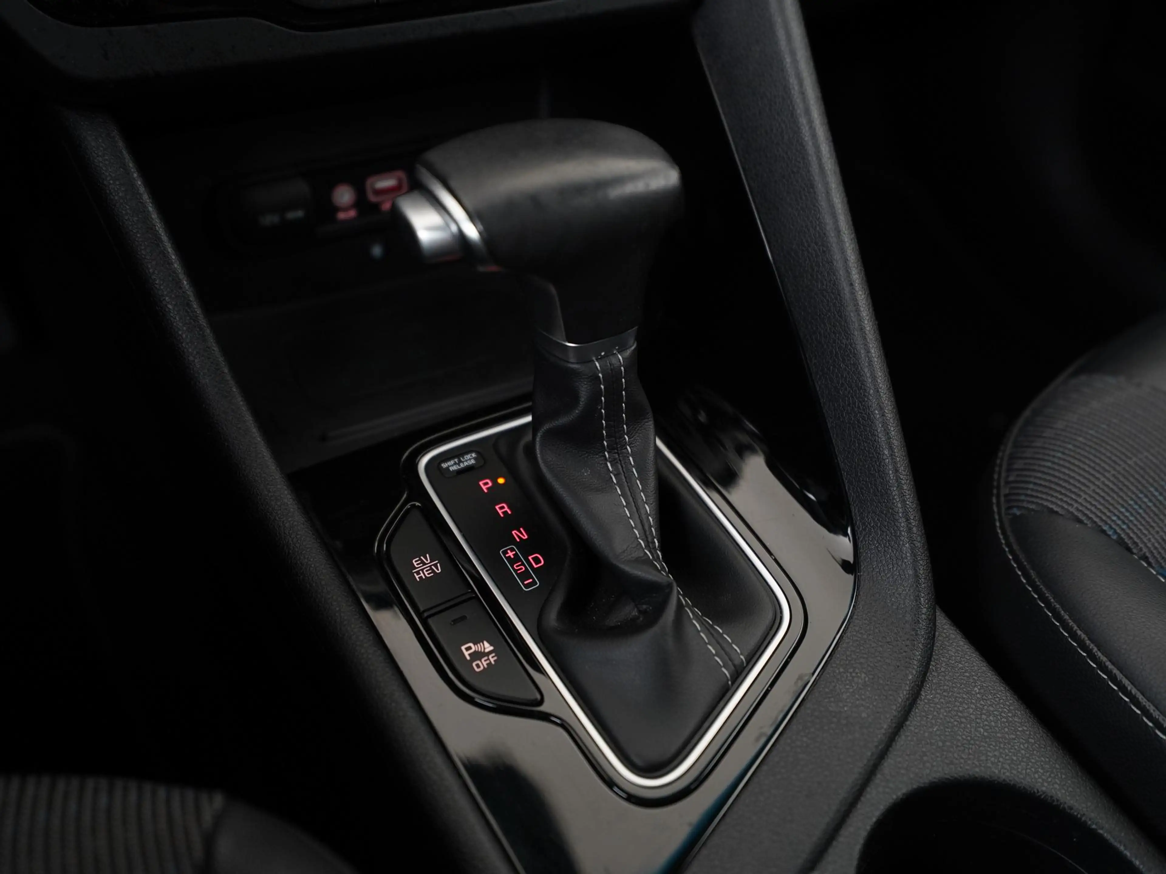 Kia Niro 1.6 GDi PHEV DynamicLine | SOH 90% | Trekhaak | Ca — photo 12