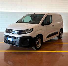 COMBO 1.5 KM 0 PRONTA CONSEGNA