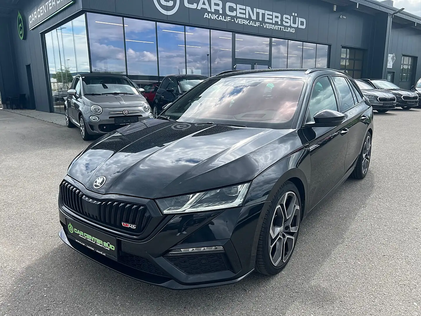 Skoda Octavia Combi 2,0 TDI RS DSG Schwarz - 1