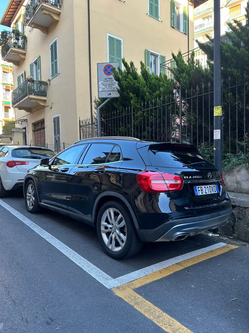 Mercedes-Benz GLA 200 d Business auto - 2