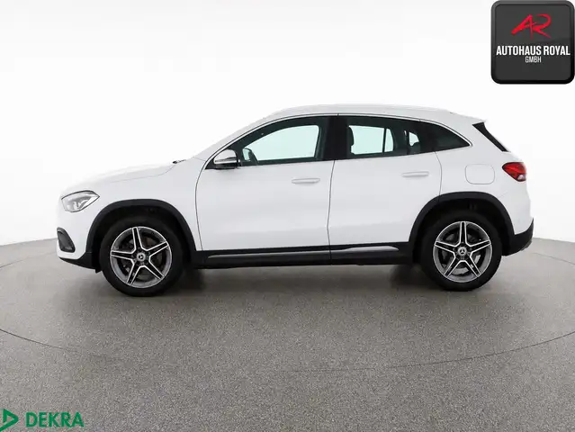 Mercedes-Benz GLA view 2