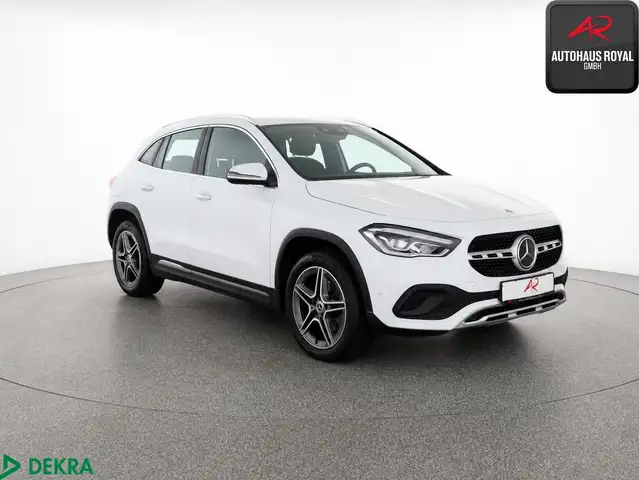 Mercedes-Benz GLA view 7