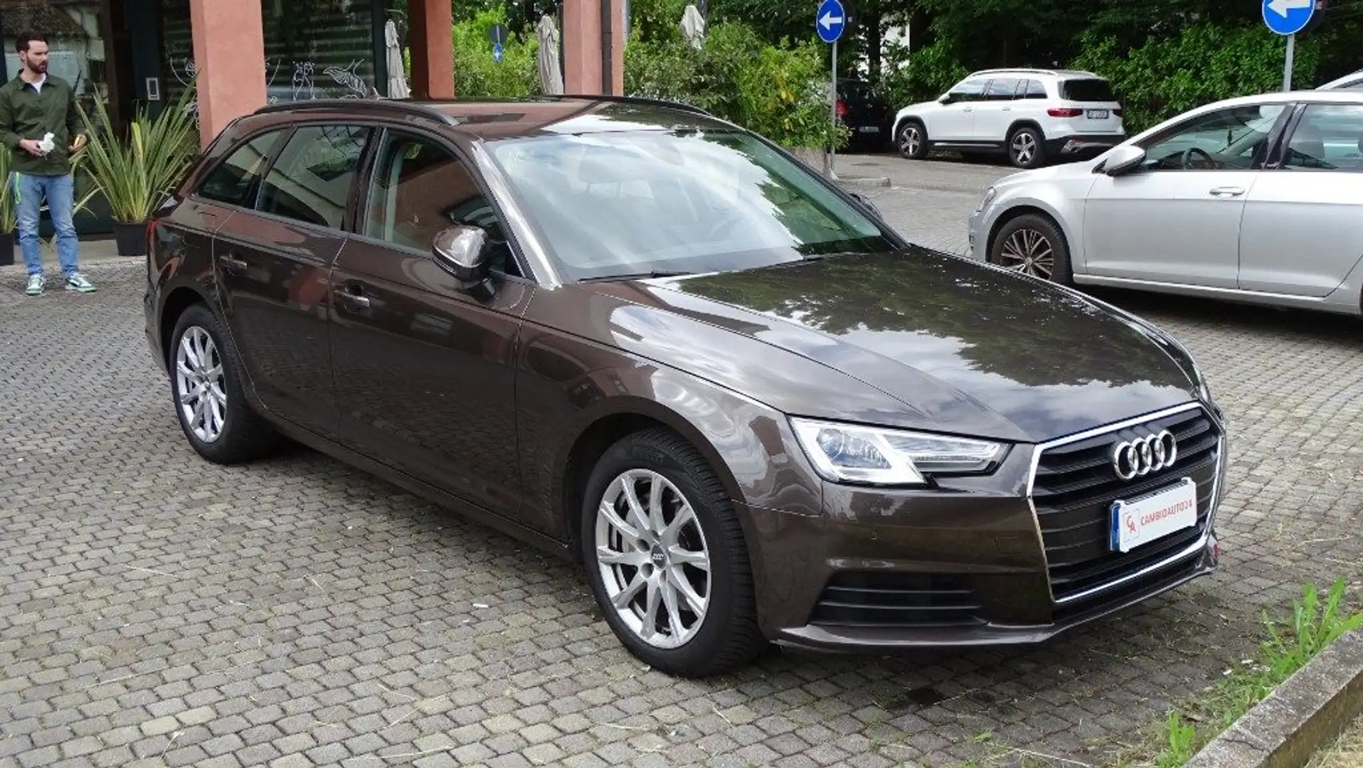 Audi A4 Avant 40 TDI,190 cv, Automatica "Stronic" Business Brun - 2