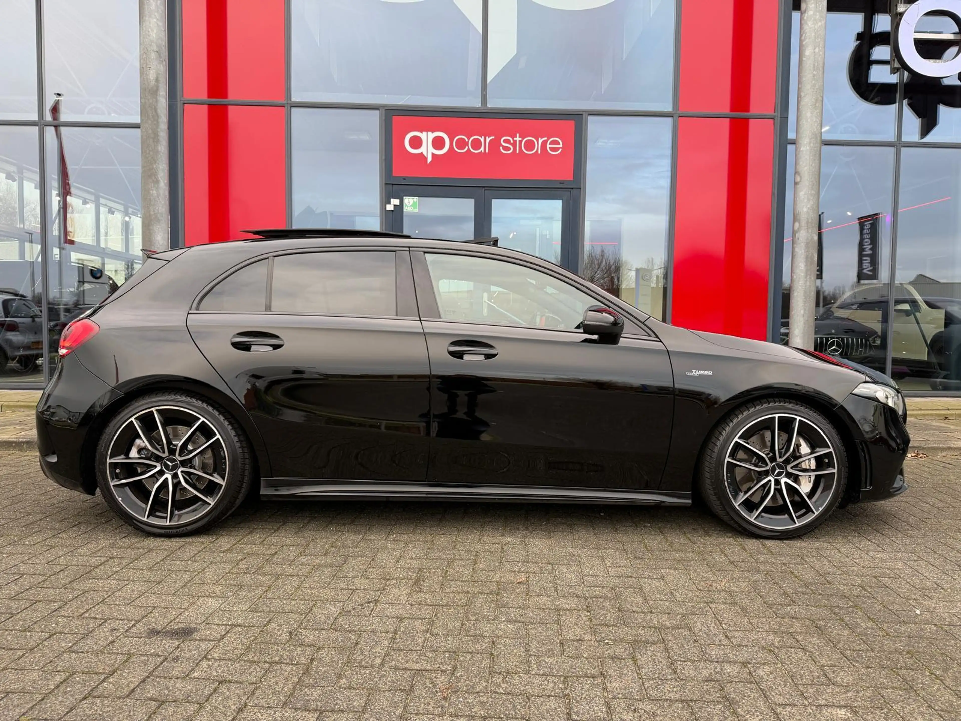 Mercedes-Benz A 35 AMG 4MATIC Edition 1 — photo 5