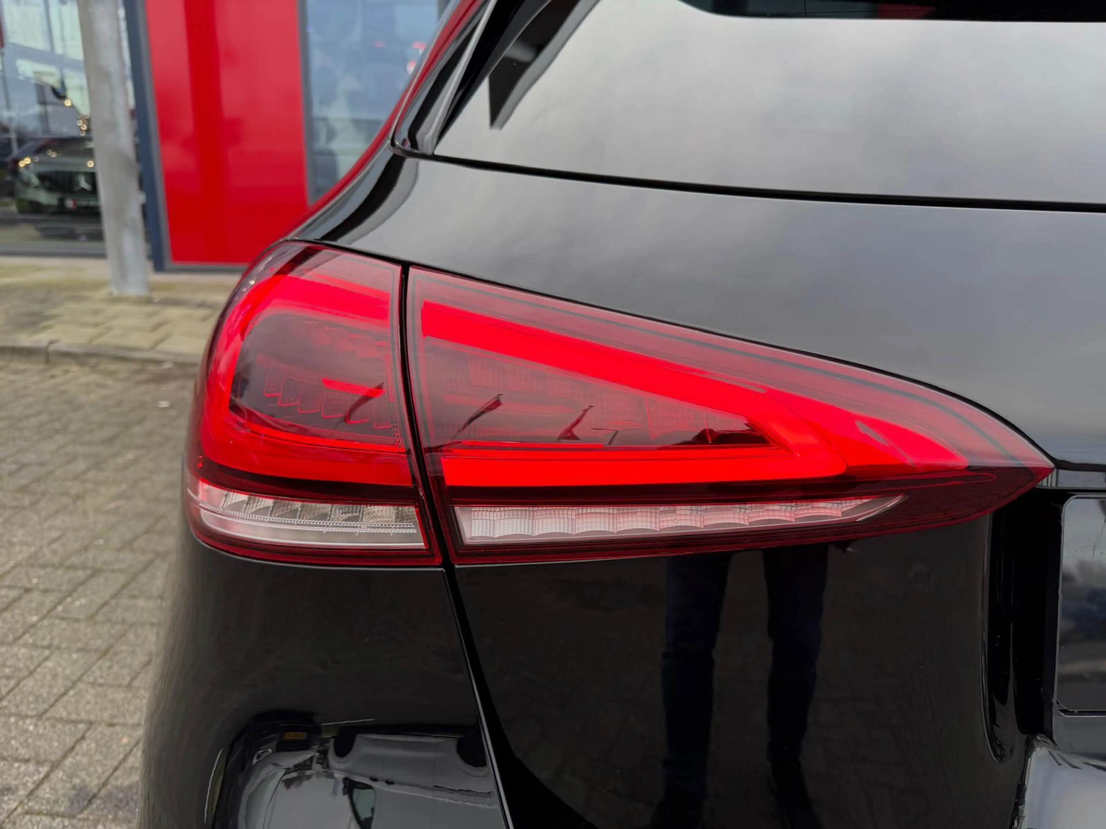 Mercedes-Benz A 35 AMG 4MATIC Edition 1 — photo 7