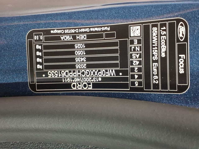 Ford Focus Turnier 1.5 EcoBlue Titanium SpoSi Key LED — photo 14