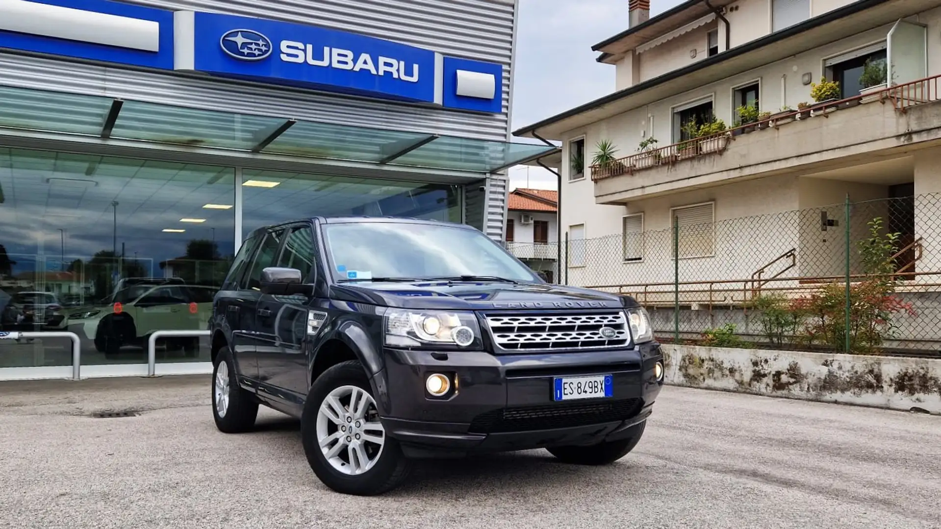 Land Rover Freelander 2.2 sd4 SE 4wd 190cv Automatico - Gancio Traino Grigio - 1