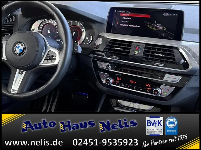 BMW X3 view 11