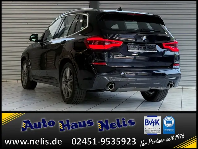 BMW X3 view 4