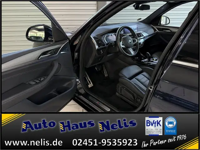 BMW X3 view 5