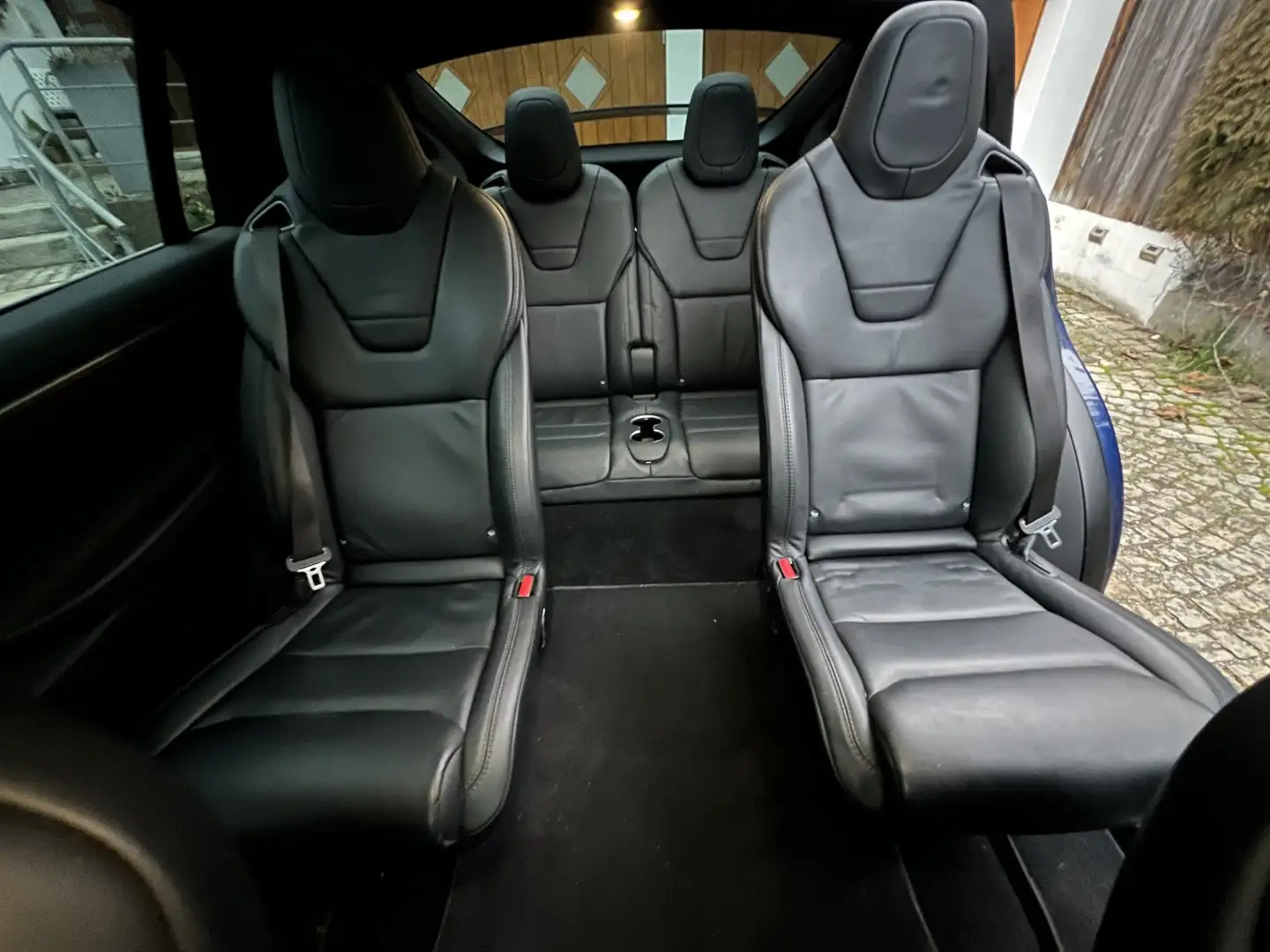 Tesla Model X Model+X+75D+Allradantrieb+6Sitzer+8-fach Modrá - 2