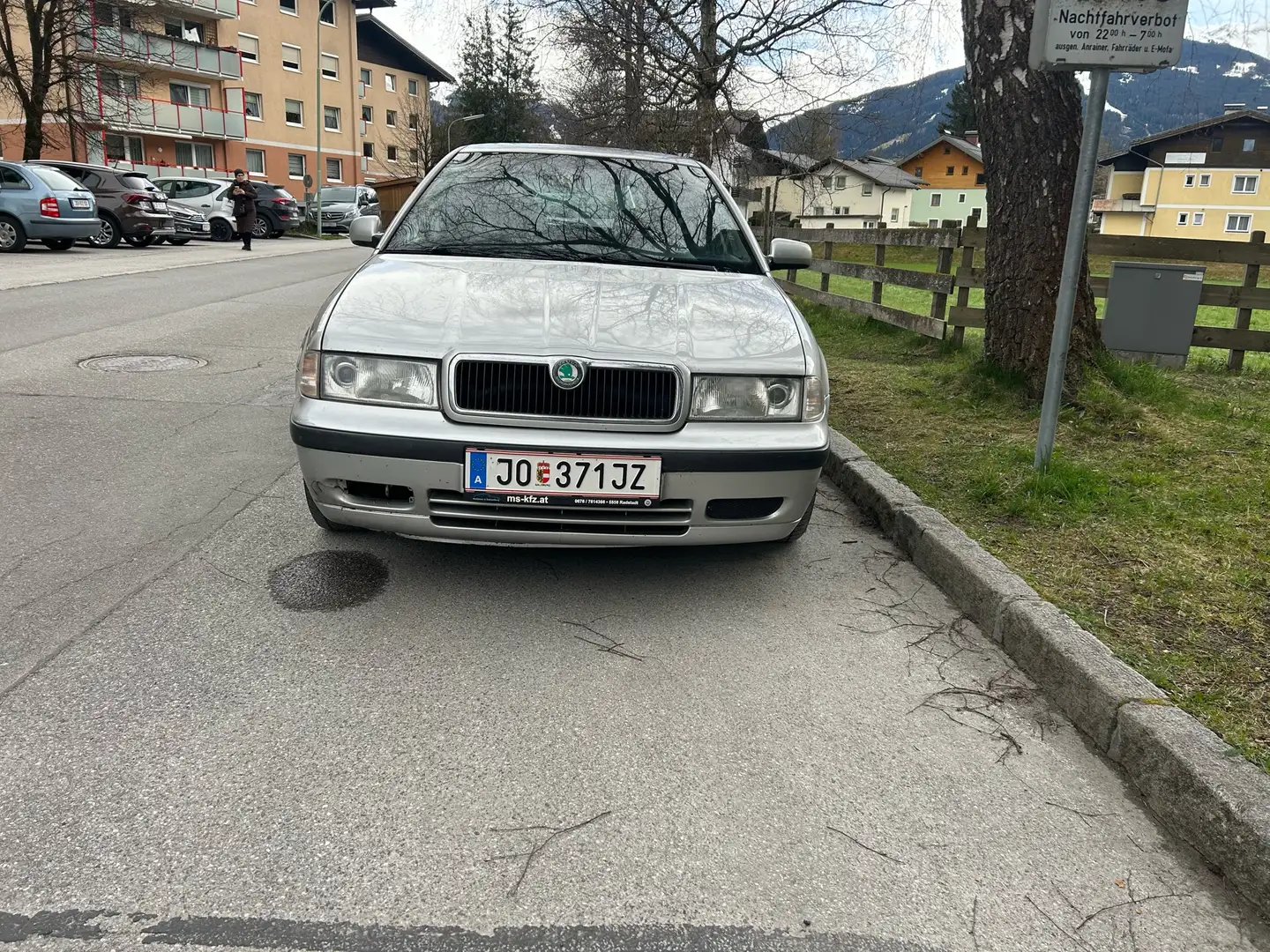 Skoda Octavia Combi 1,9 GLX TDI 4x4 Silber - 1