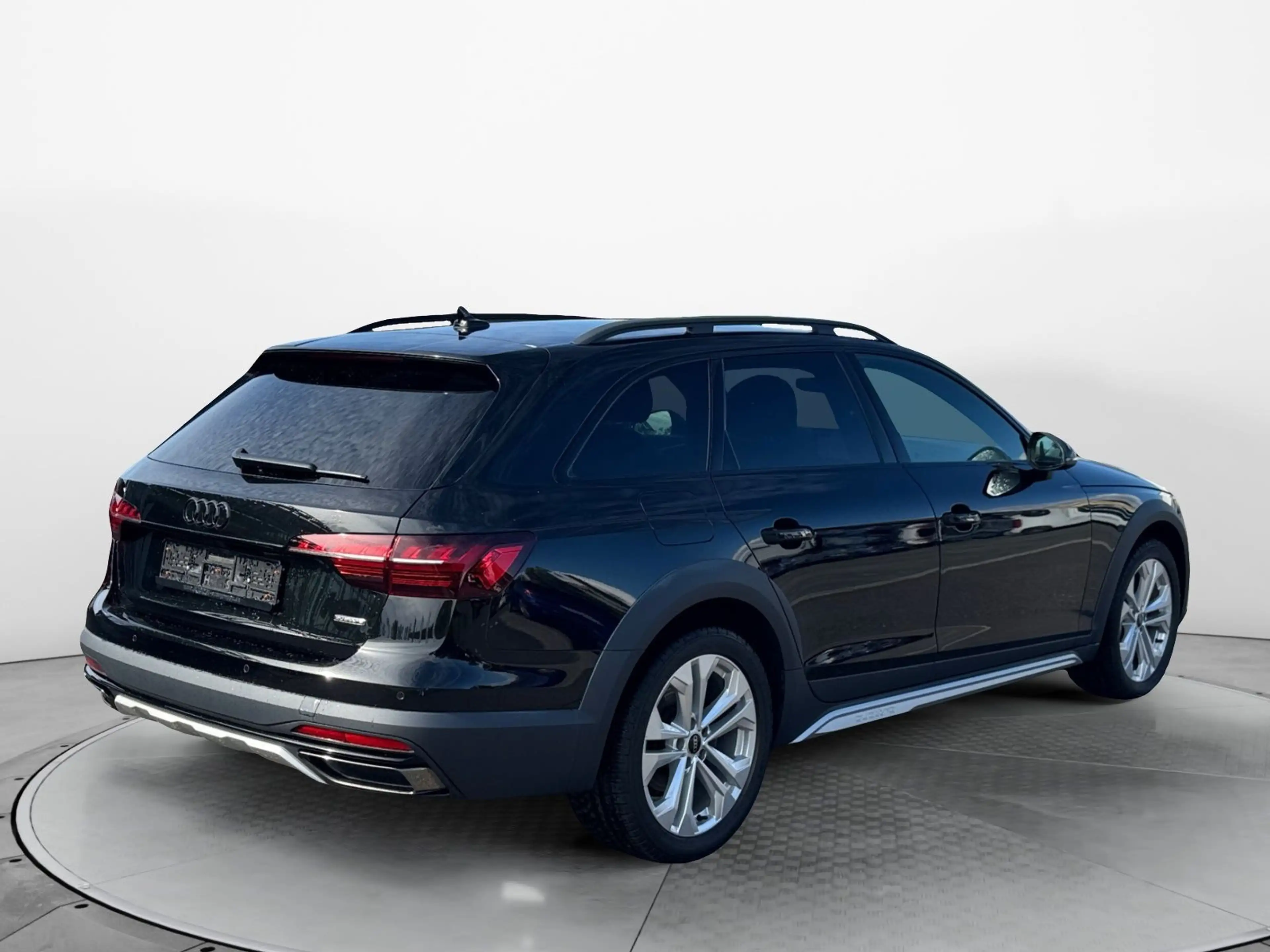 Audi A4 allroad 40 TDI q. S-Tronic LED Navi CarPlay — photo 8