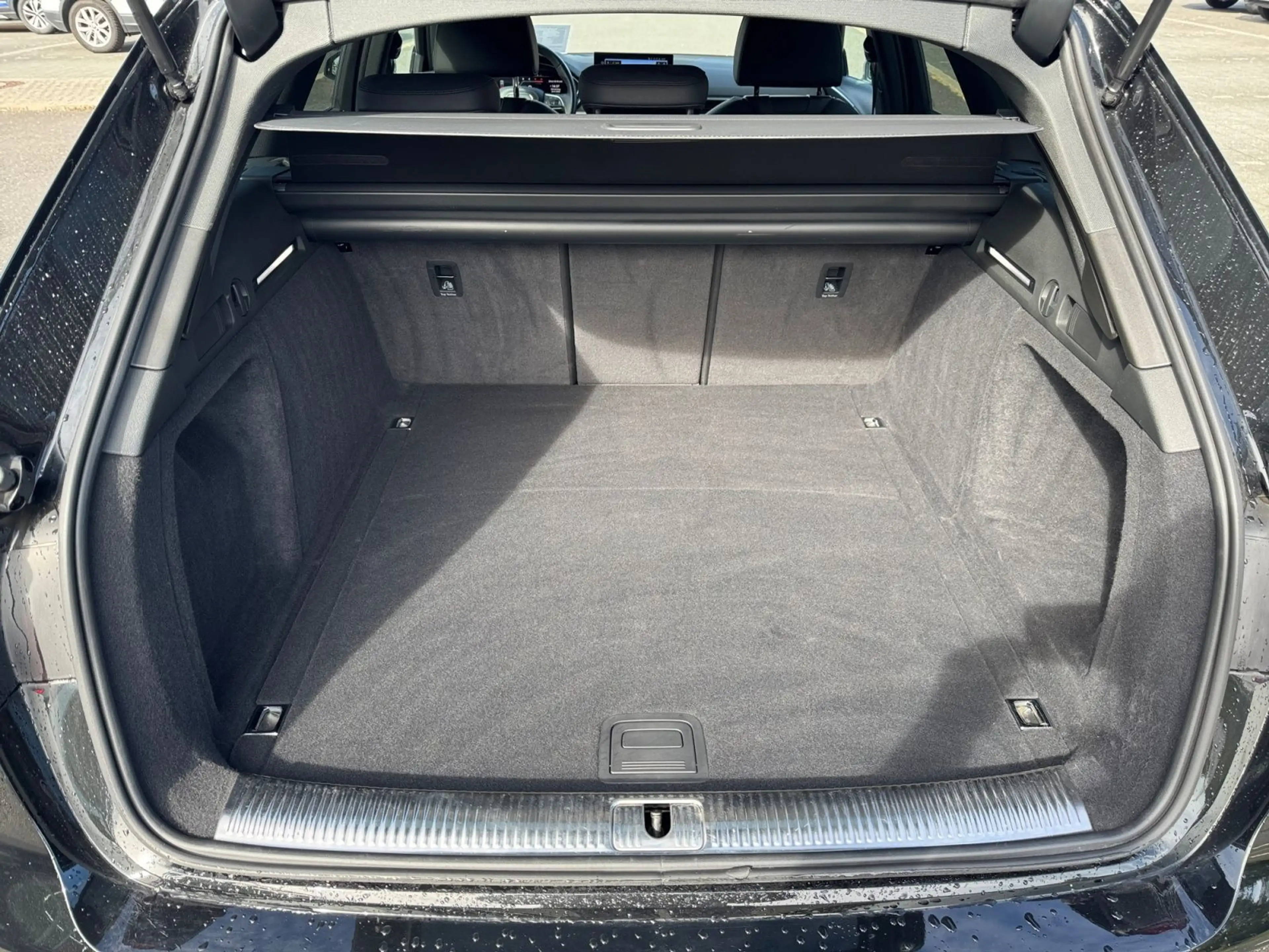 Audi A4 allroad 40 TDI q. S-Tronic LED Navi CarPlay — photo 14