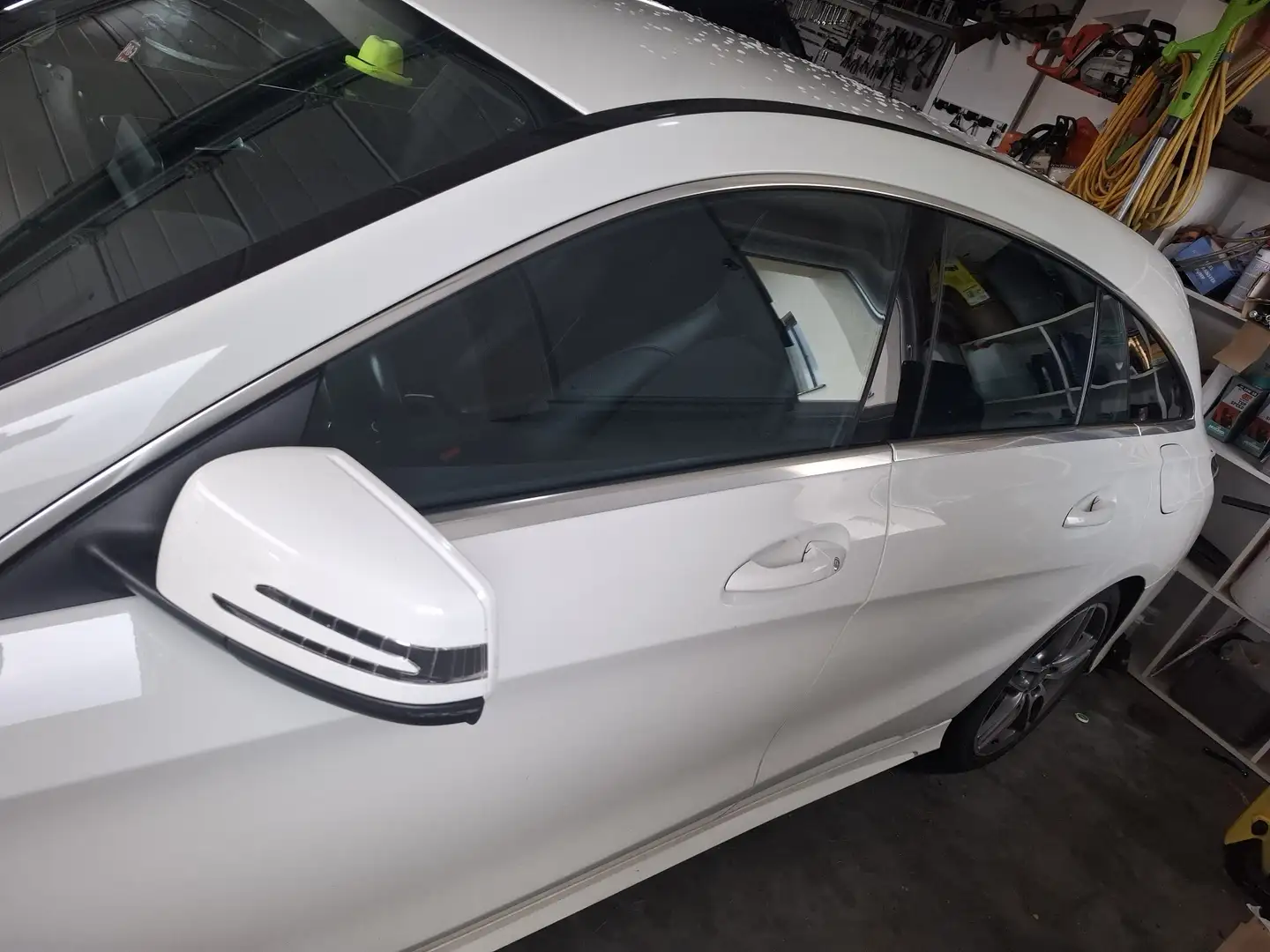 Mercedes-Benz CLA 220 d Shooting Brake Aut. - 2