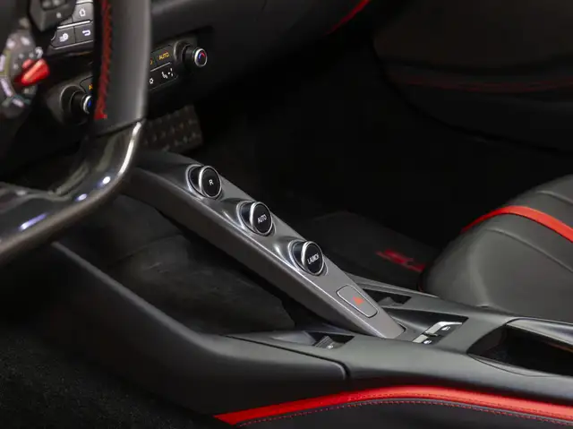 Ferrari 812 view 11