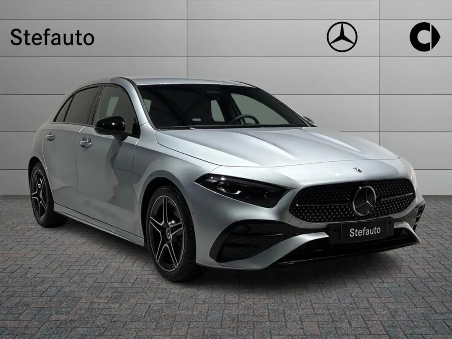 Mercedes-Benz A 180 d Automatic AMG Line Advanced Plus Argento - 1