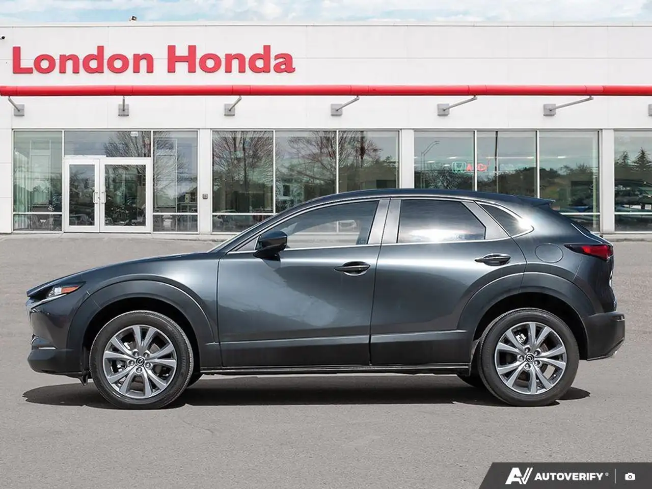 Mazda CX-30 снимка Mazda CX-30
