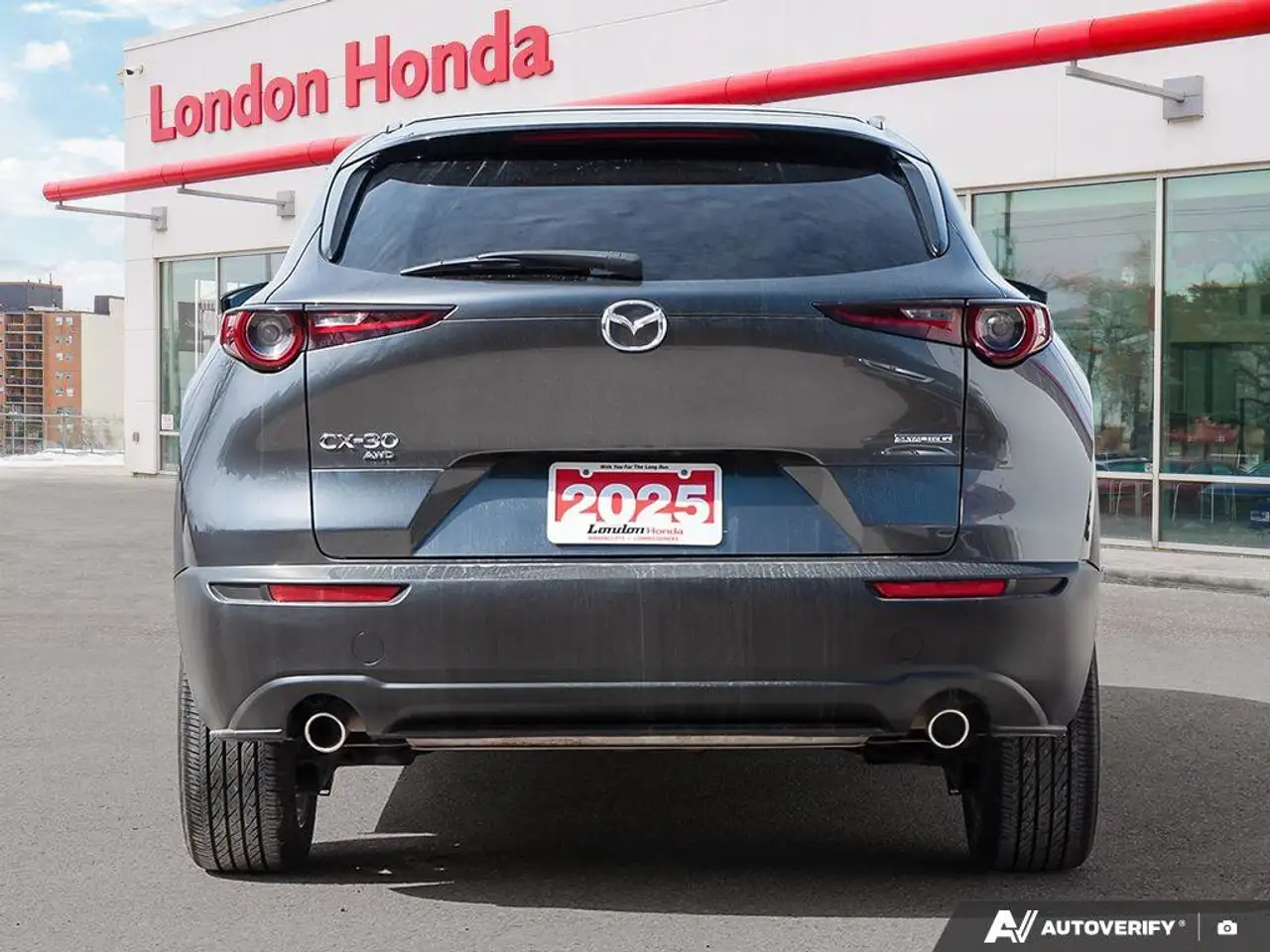 Mazda CX-30 снимка Mazda CX-30