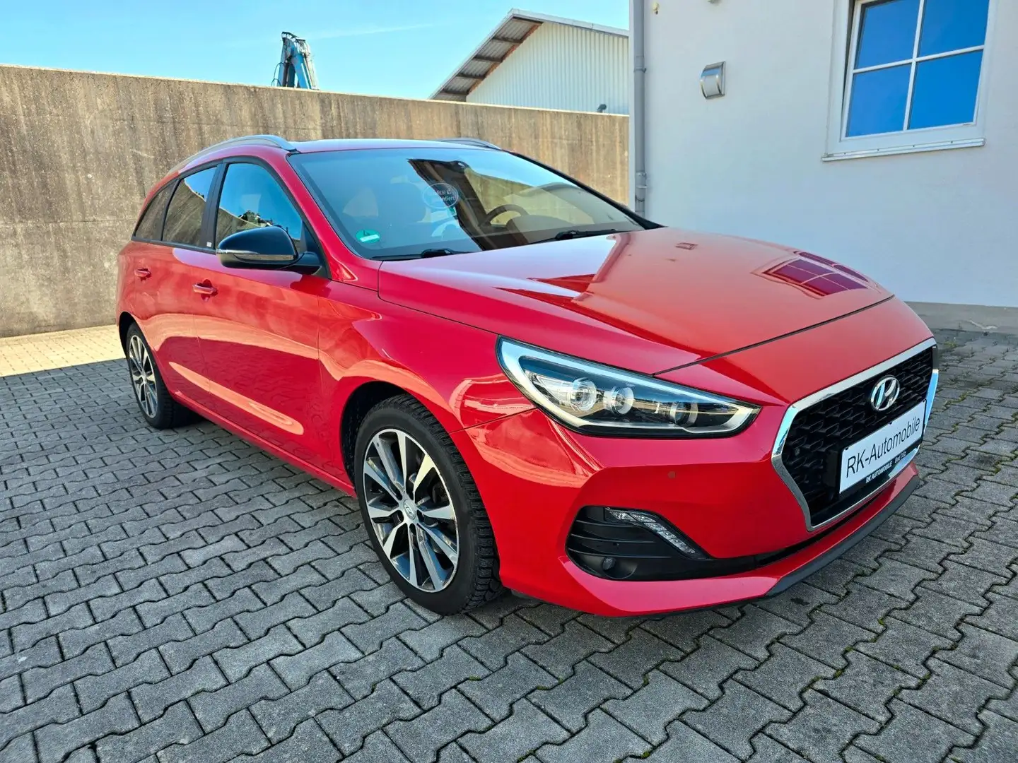 Hyundai i30 cw YES! Plus Garantie/Finanzierung Rot - 2