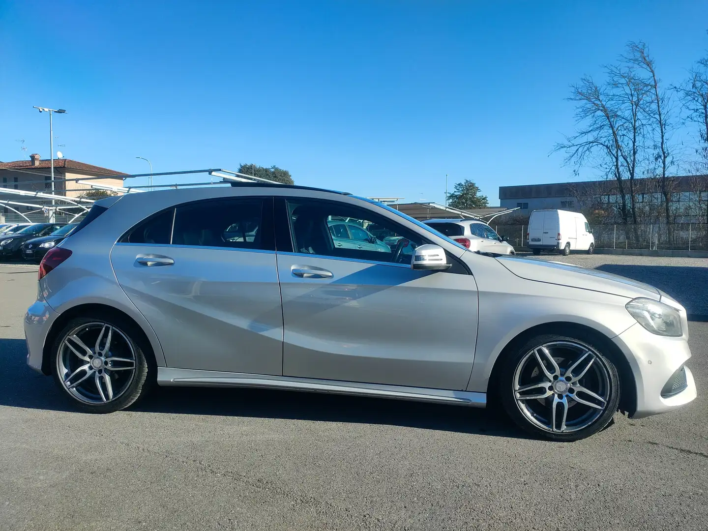 Mercedes-Benz A 180 AMG cdi Premium auto neopatentati Silber - 2