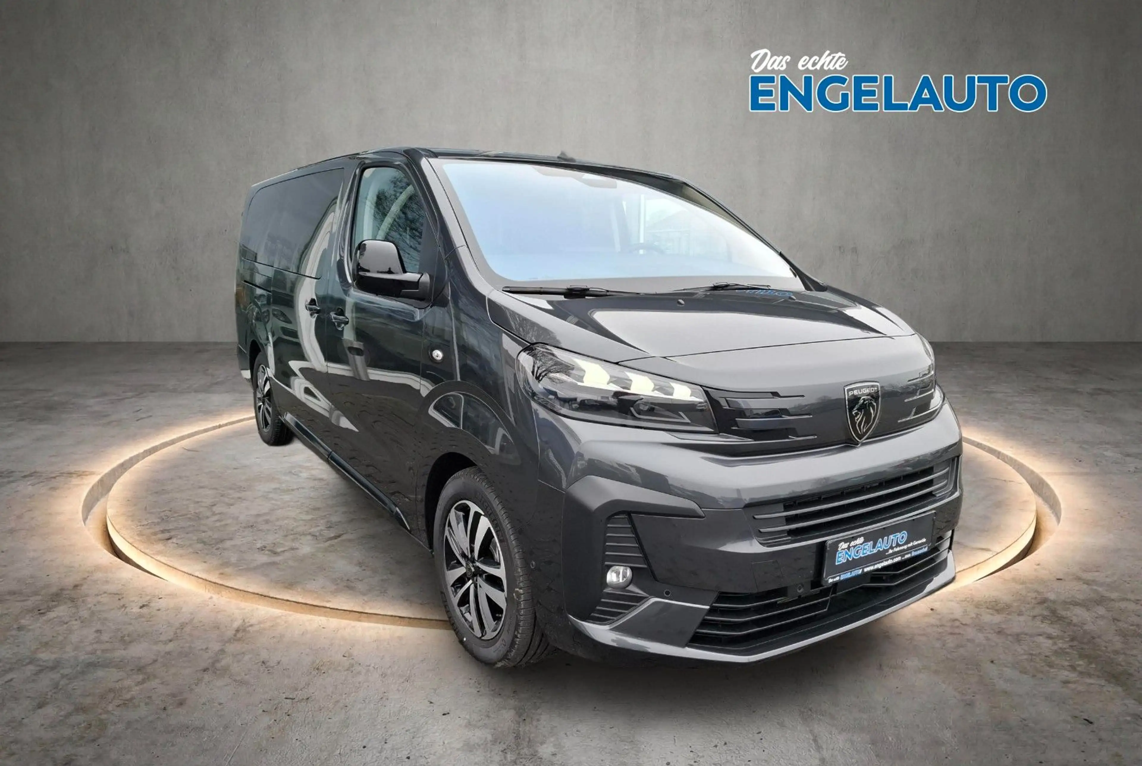 Peugeot Traveller Allure L3 LEDER PANO STHZ AHK NAVI SHZ