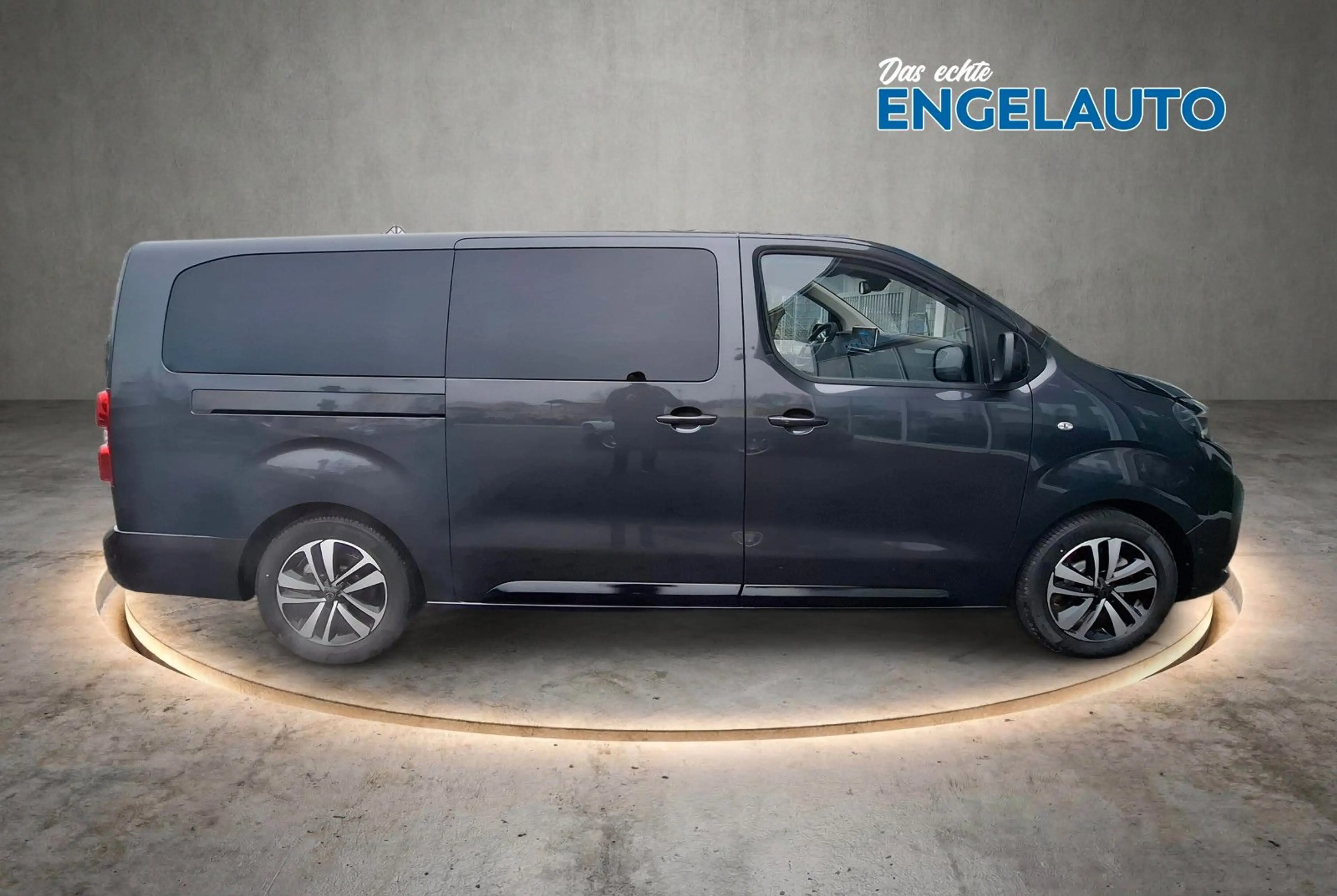 Peugeot Traveller Allure L3 LEDER PANO STHZ AHK NAVI SHZ — photo 4