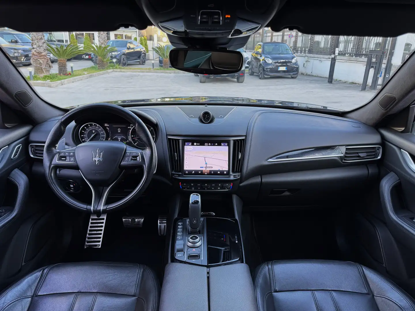 Maserati Levante 3.0 V6 Gransport 250CV TETTO SOSPENSIONI 360 Nero - 2