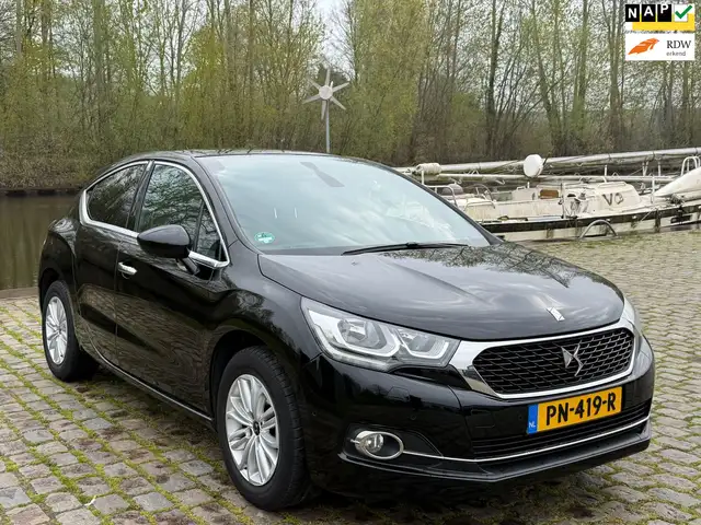 DS Automobiles DS 4 1.2 PureTech Chic Zeer netjes dealer onderhouden a
