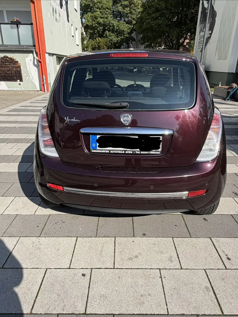 Lancia Ypsilon Y 1.4 16v Automatik Platino - 1