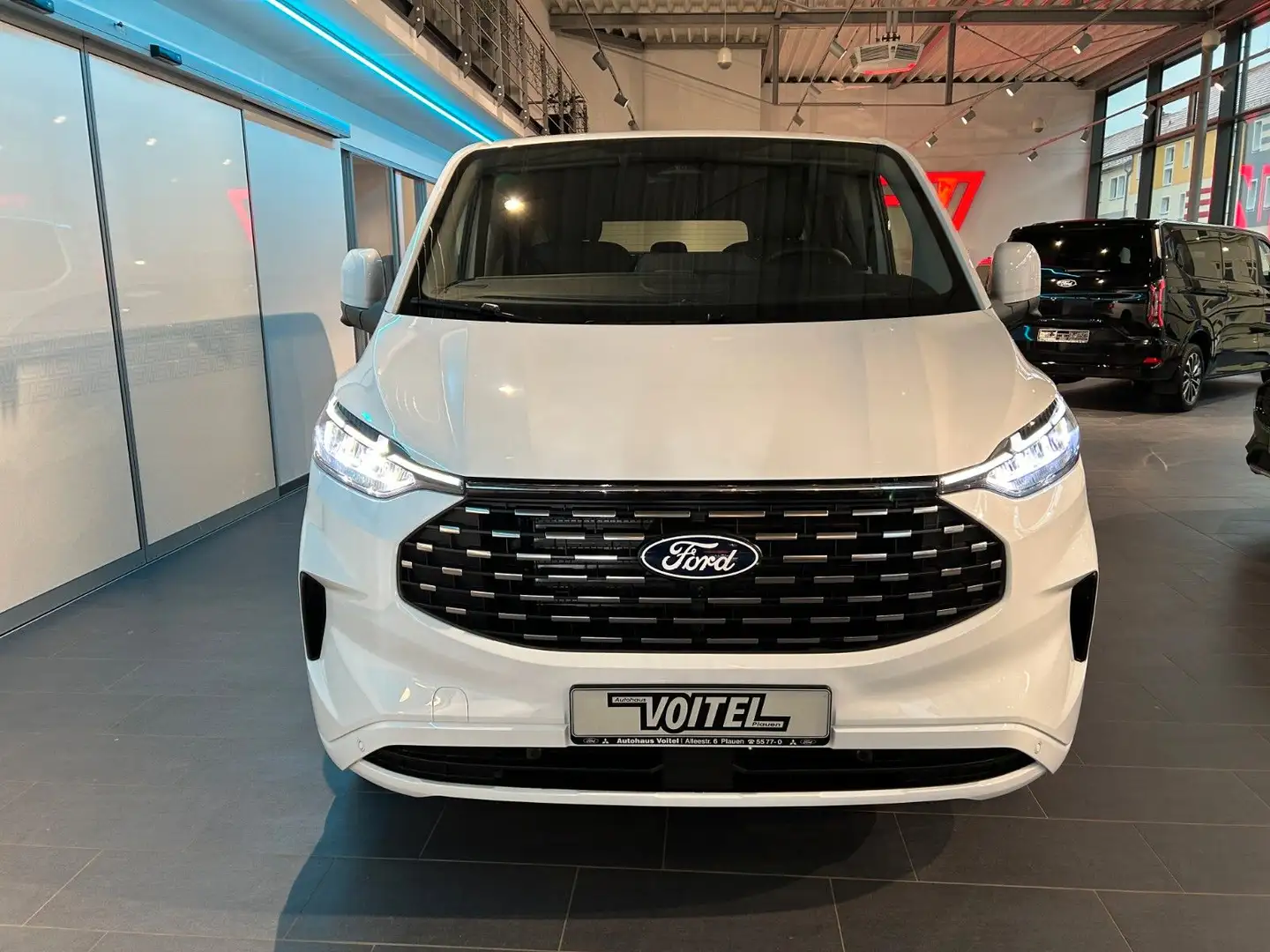 Ford Tourneo Custom Aut L2 Tit X 4WD Standheizung Alb - 2