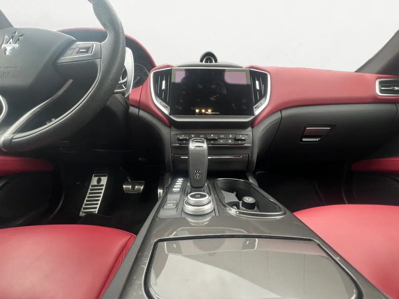 Maserati Ghibli 2023