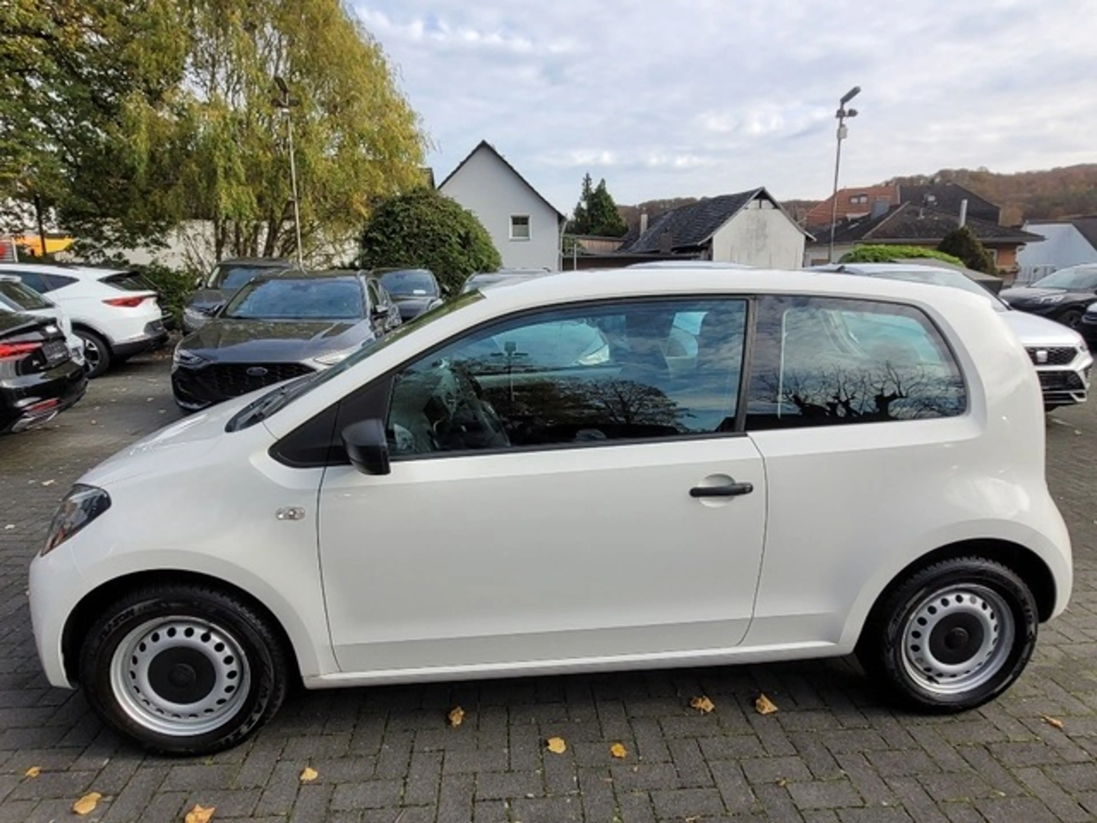 SEAT Mii REFERENCE — photo 9