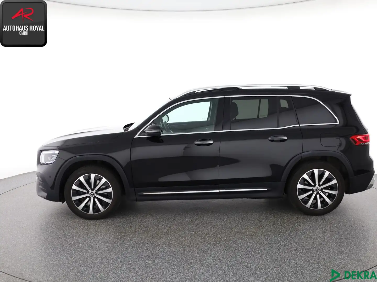 Mercedes-Benz GLB 220 GLB 220 d AMG MULTIBEAM,KEYLESS,DISTRO,1.HD,SH Zwart - 2