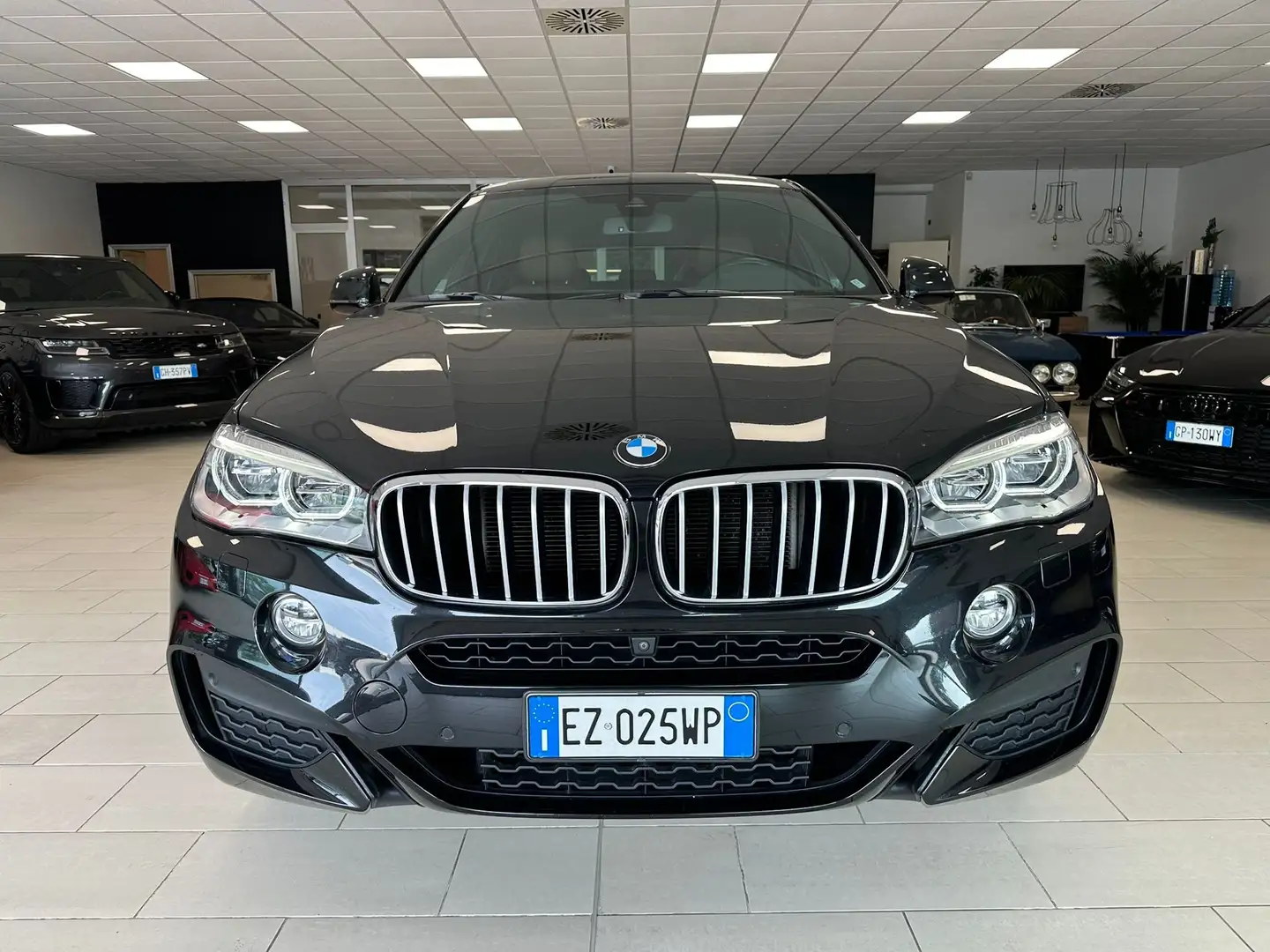 BMW X6 xdrive40d Msport auto Uff.Italiana UniProprietario Nero - 2