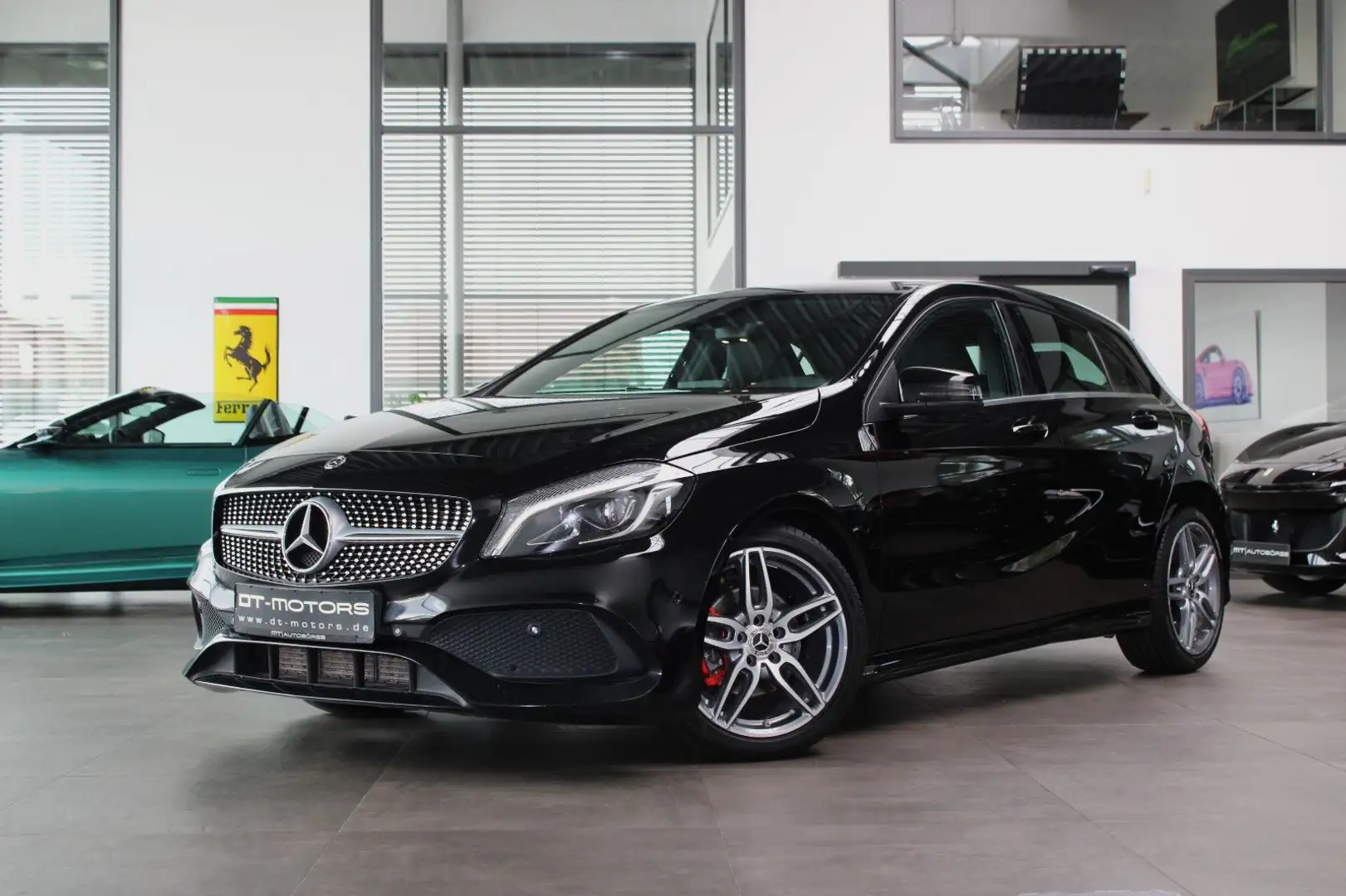 Mercedes-Benz A 180 BE AMG LINE & SPORT/DIAMANT/LED`S/NAVI/18" Schwarz - 1