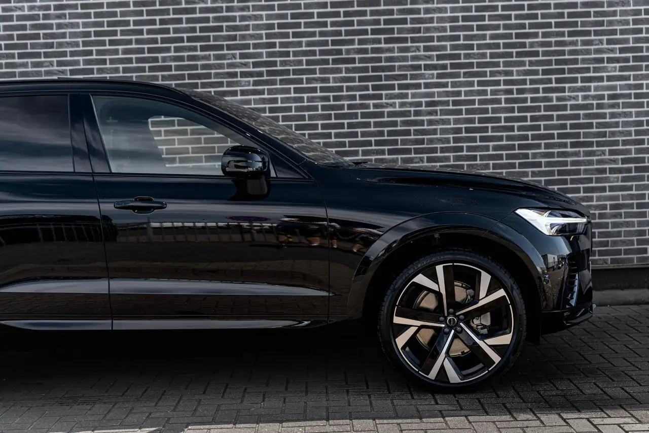 Volvo XC60 2026 — фото 11