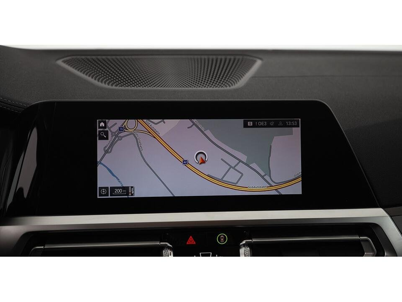 BMW 318 d Touring Luxury Line LED LEDER NAVI SITZHZG — photo 15