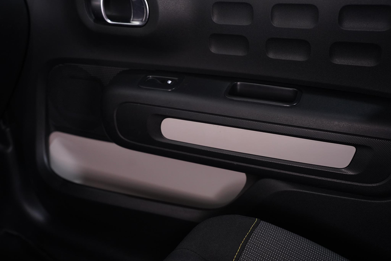 Citroen C3 1.2 PureTech S&S Feel airco apple-carplay PDC-acht — photo 38
