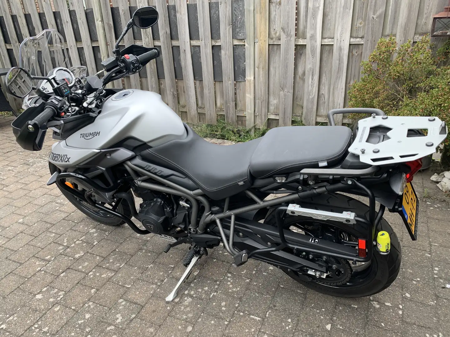 Triumph Tiger 800 XRX - 2