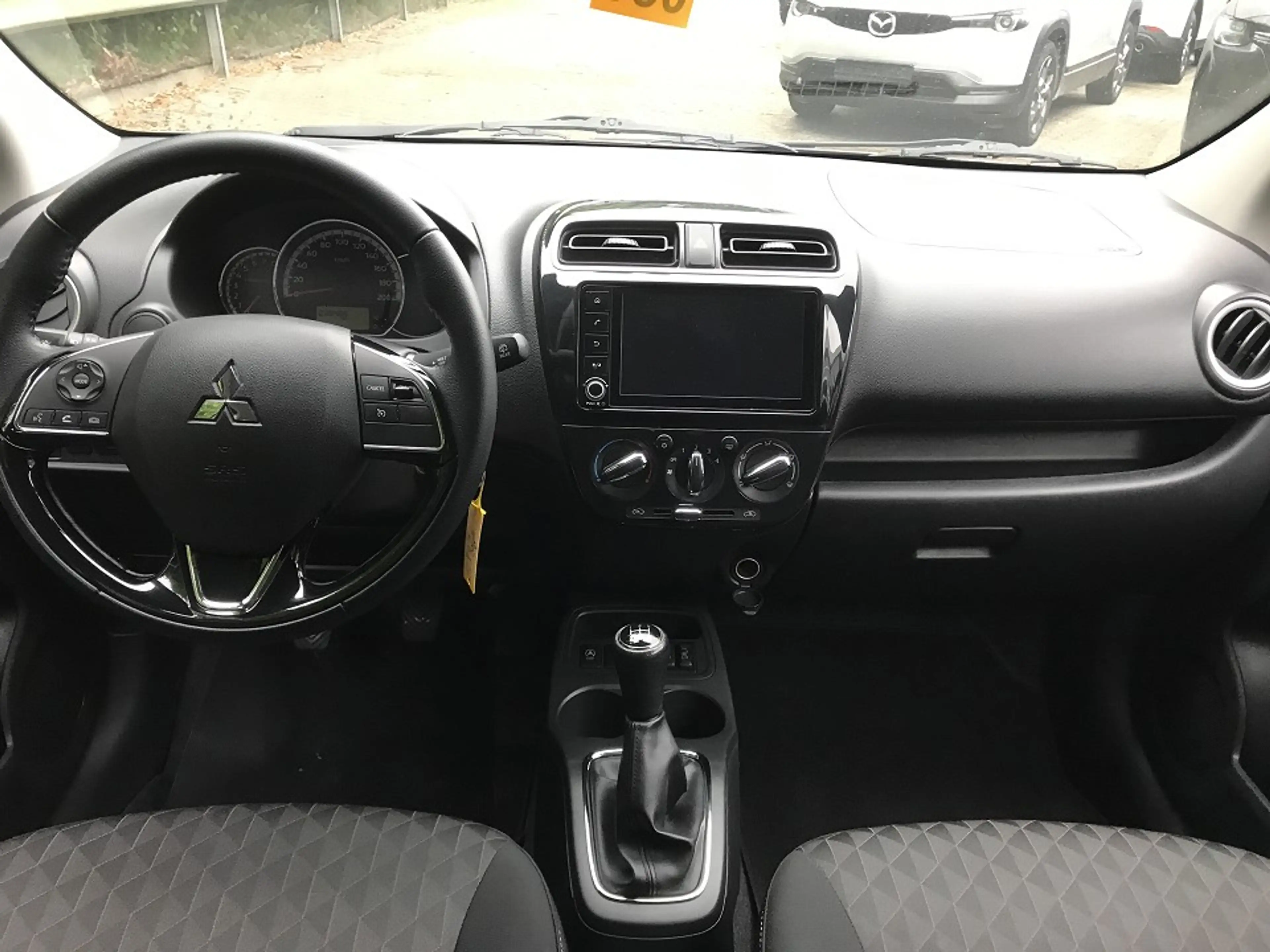 Mitsubishi Space Star 1.2 Select+ — photo 15