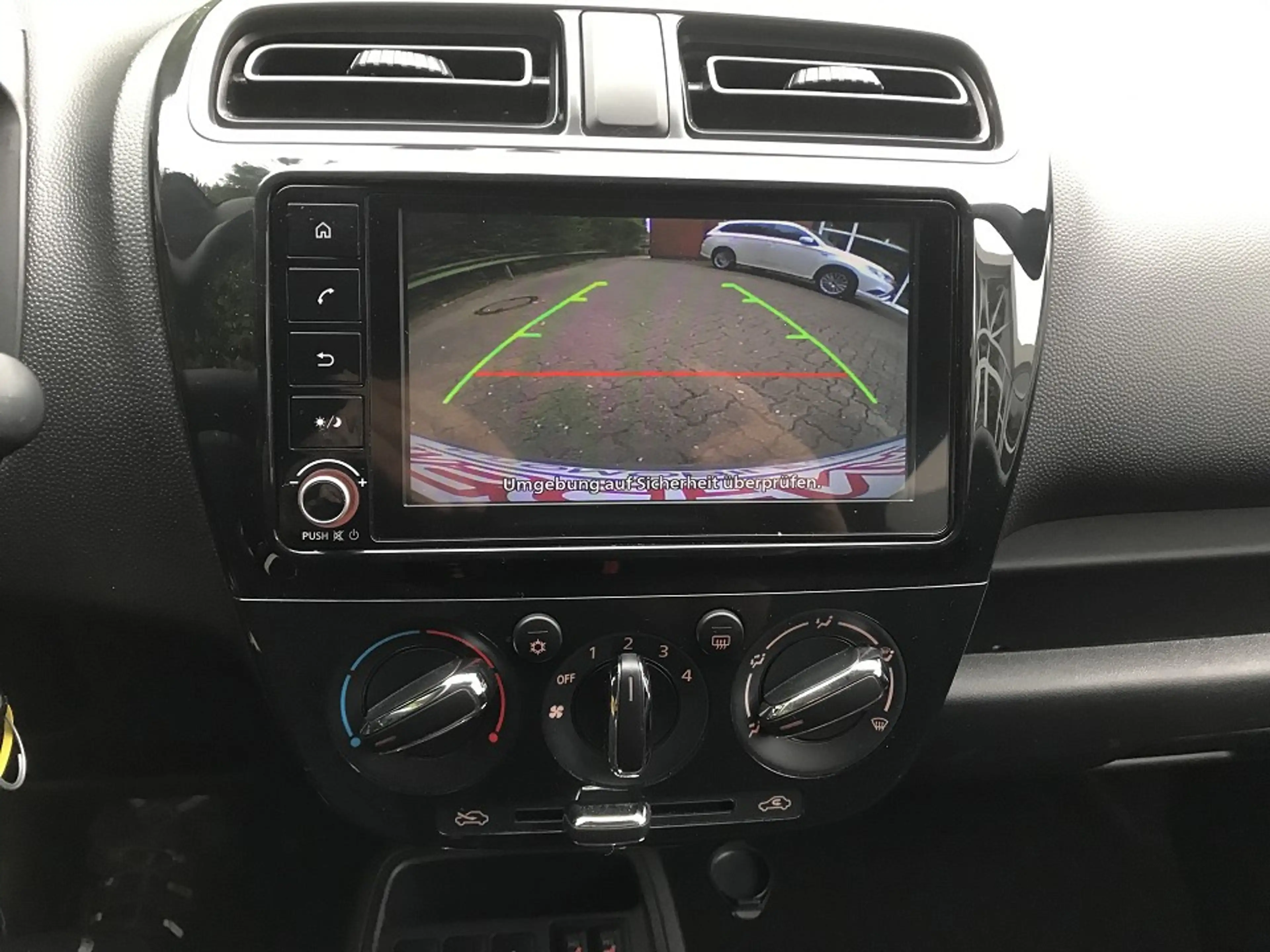 Mitsubishi Space Star 1.2 Select+ — photo 13
