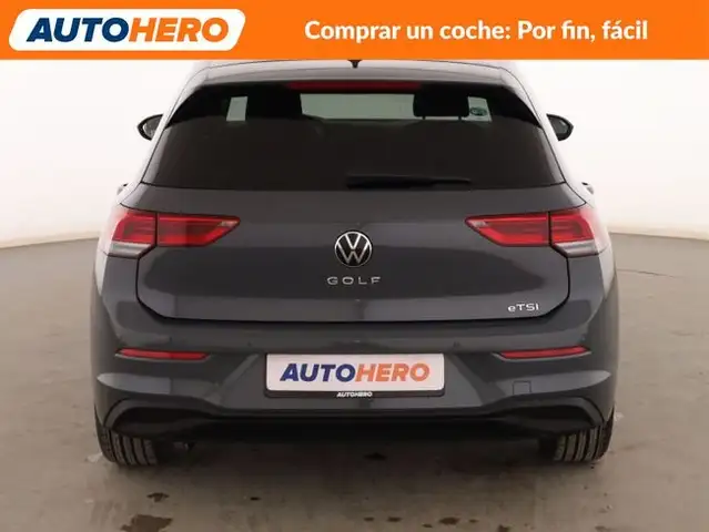 Volkswagen Golf view 5