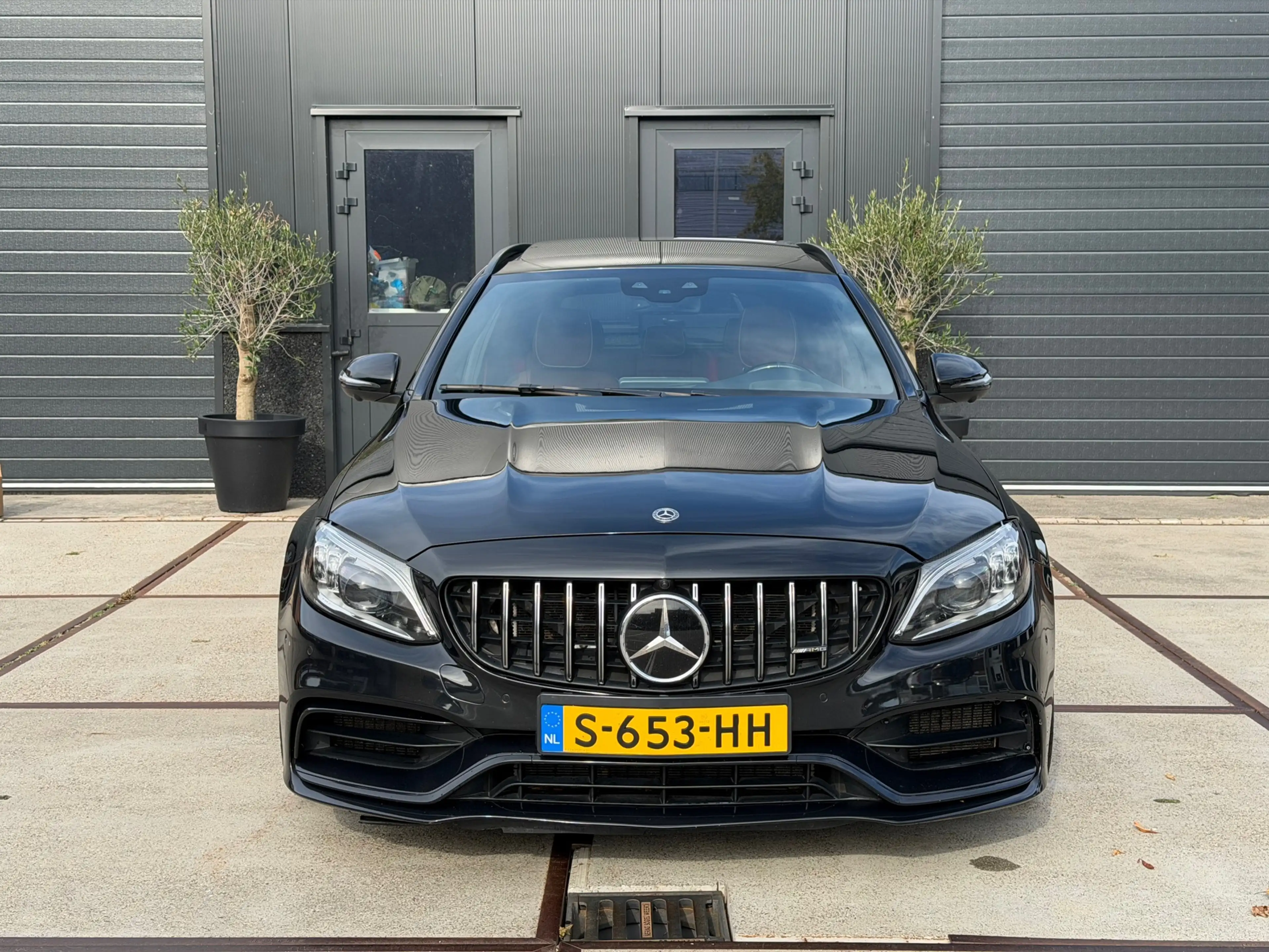 Mercedes-Benz C 63 AMG Estate S Designo Pano Carbon — photo 3