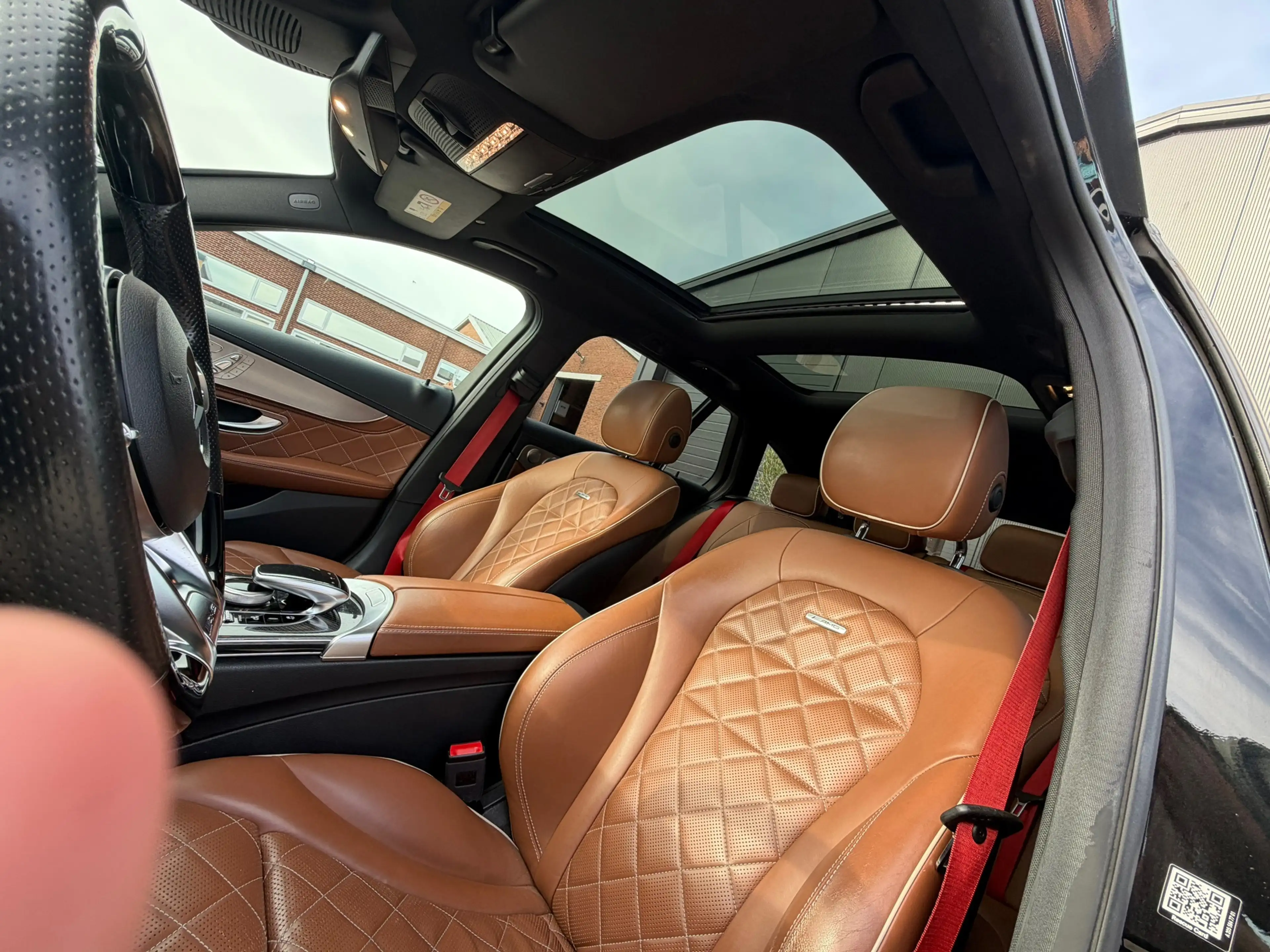 Mercedes-Benz C 63 AMG Estate S Designo Pano Carbon — photo 11