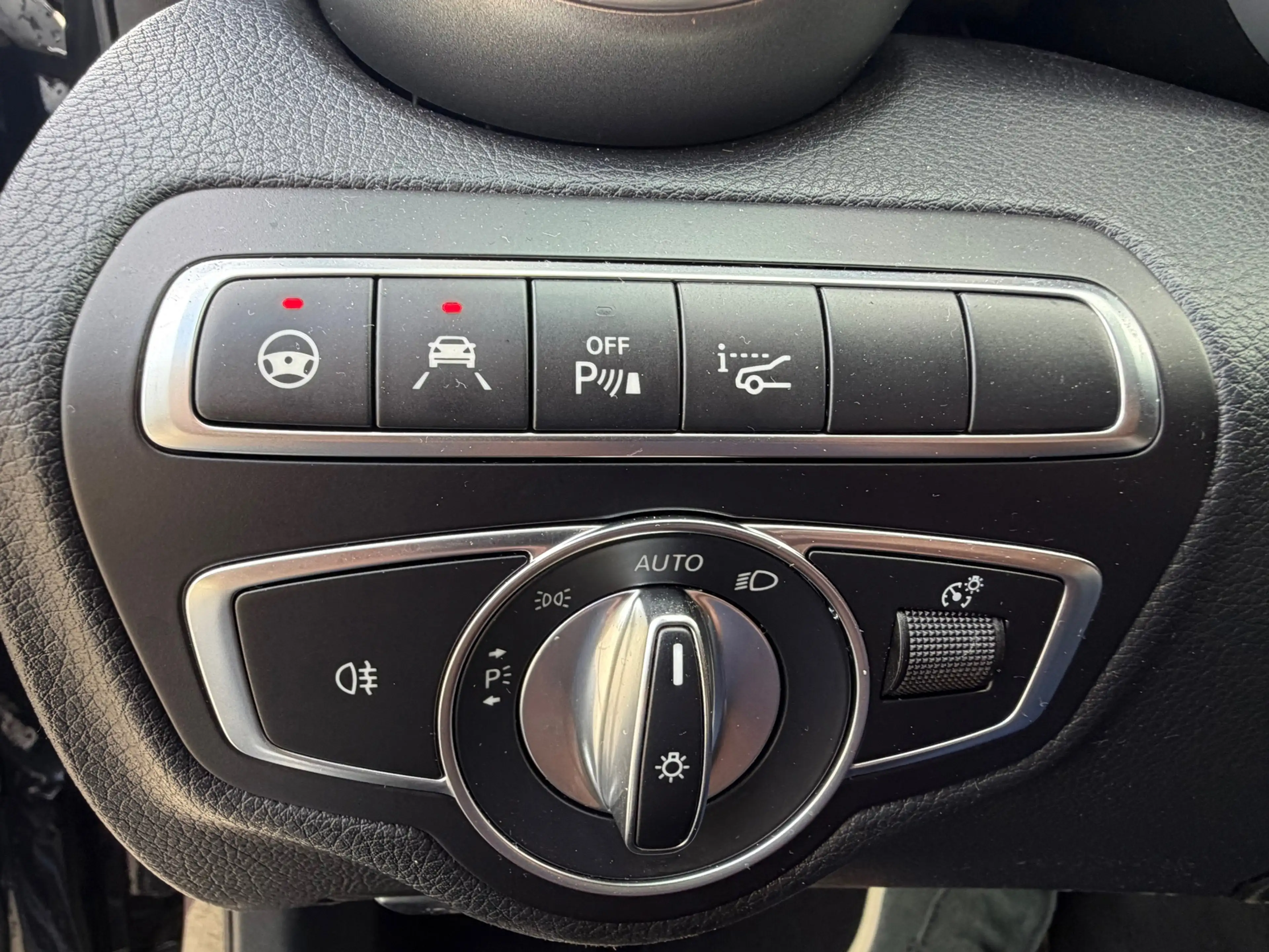 Mercedes-Benz C 63 AMG Estate S Designo Pano Carbon — photo 25