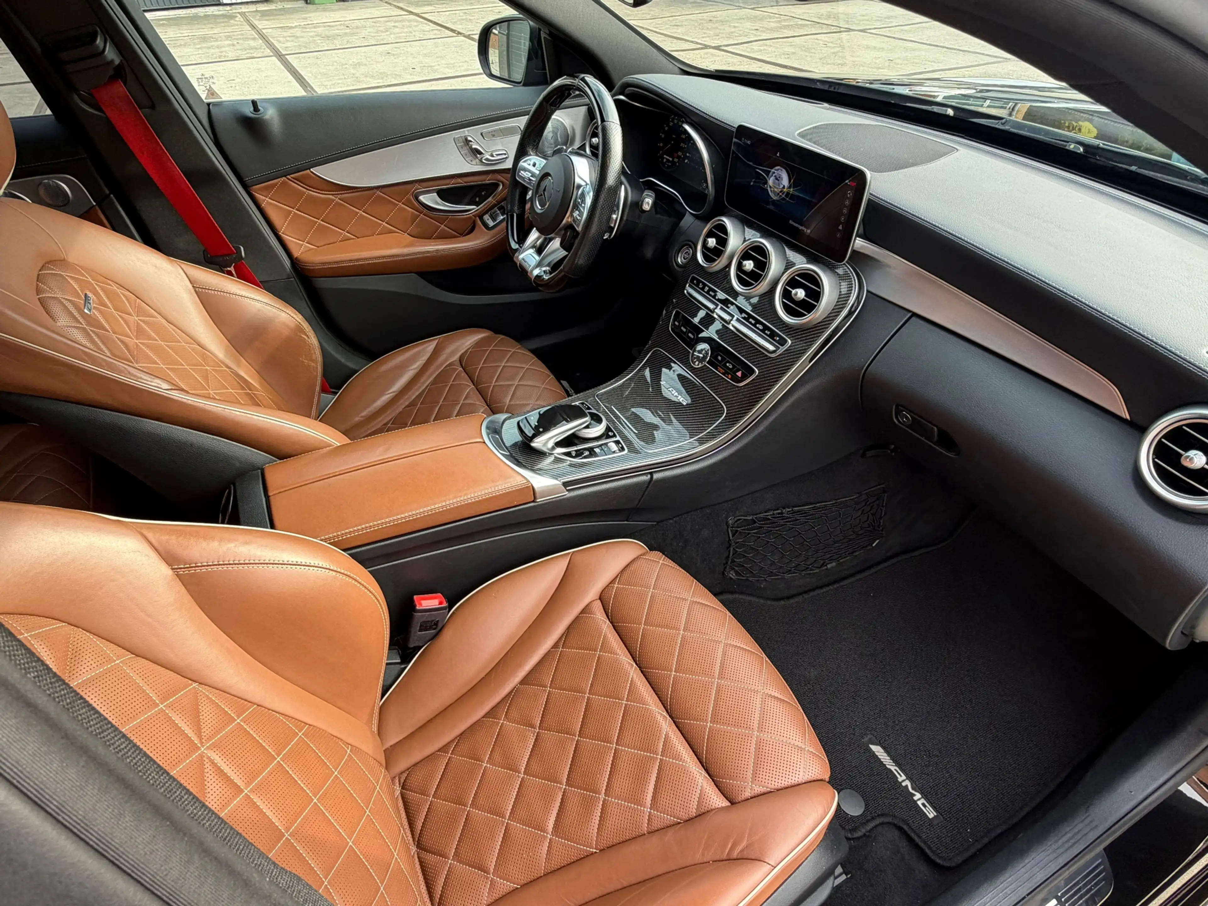 Mercedes-Benz C 63 AMG Estate S Designo Pano Carbon — photo 9