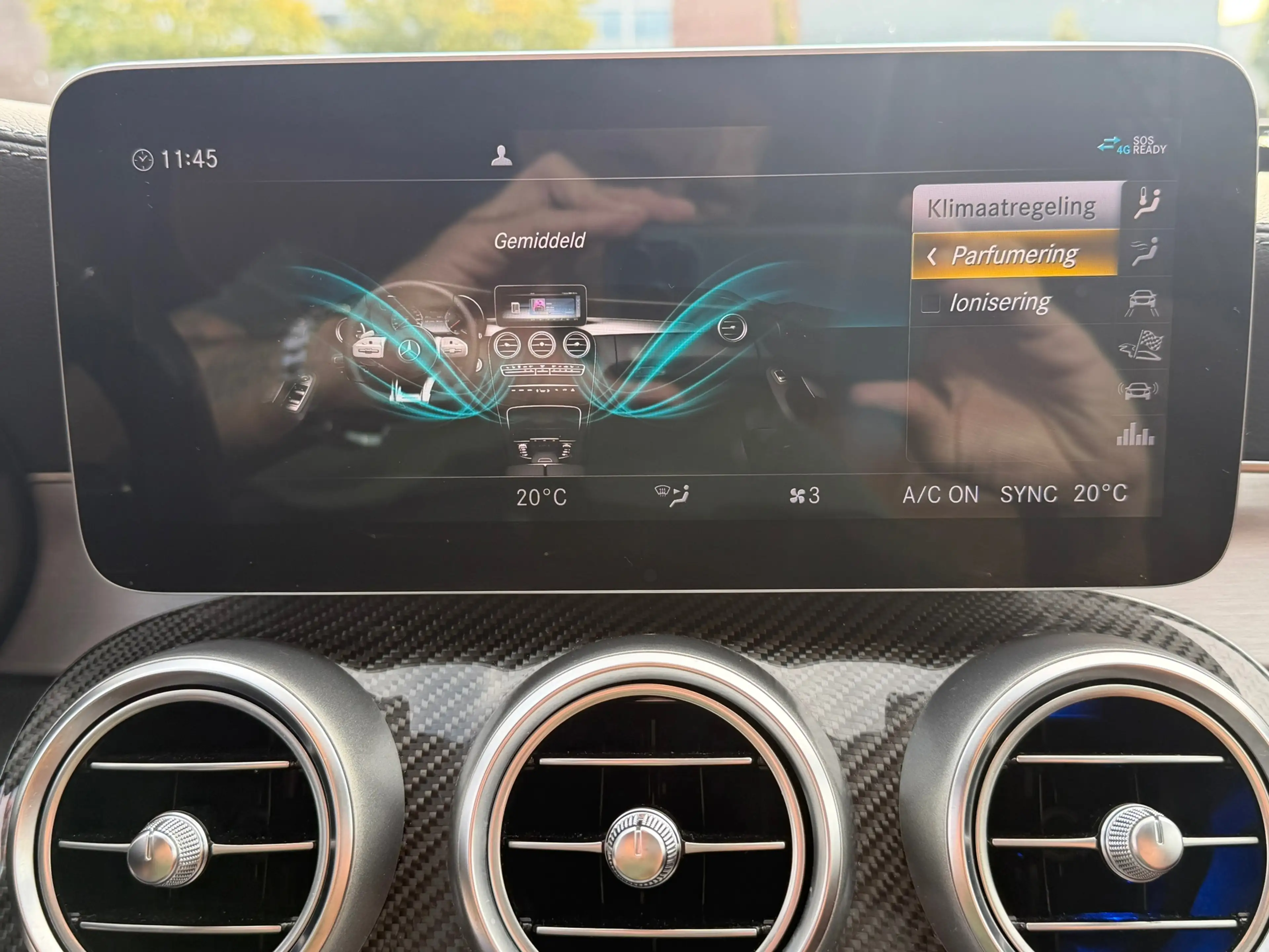 Mercedes-Benz C 63 AMG Estate S Designo Pano Carbon — photo 19