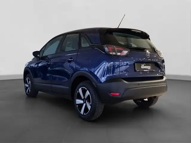 Opel Crossland view 3
