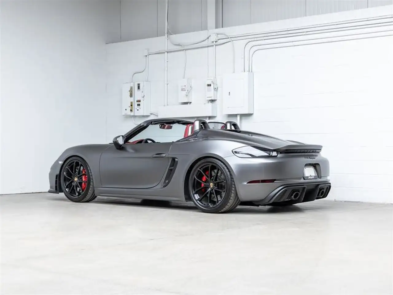 Porsche 718 Spyder снимка Porsche 718 Spyder